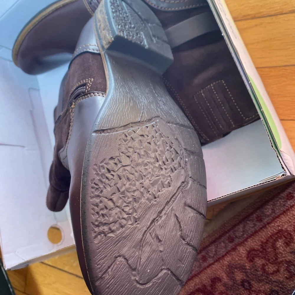 Earth Origins Avery Boots 11